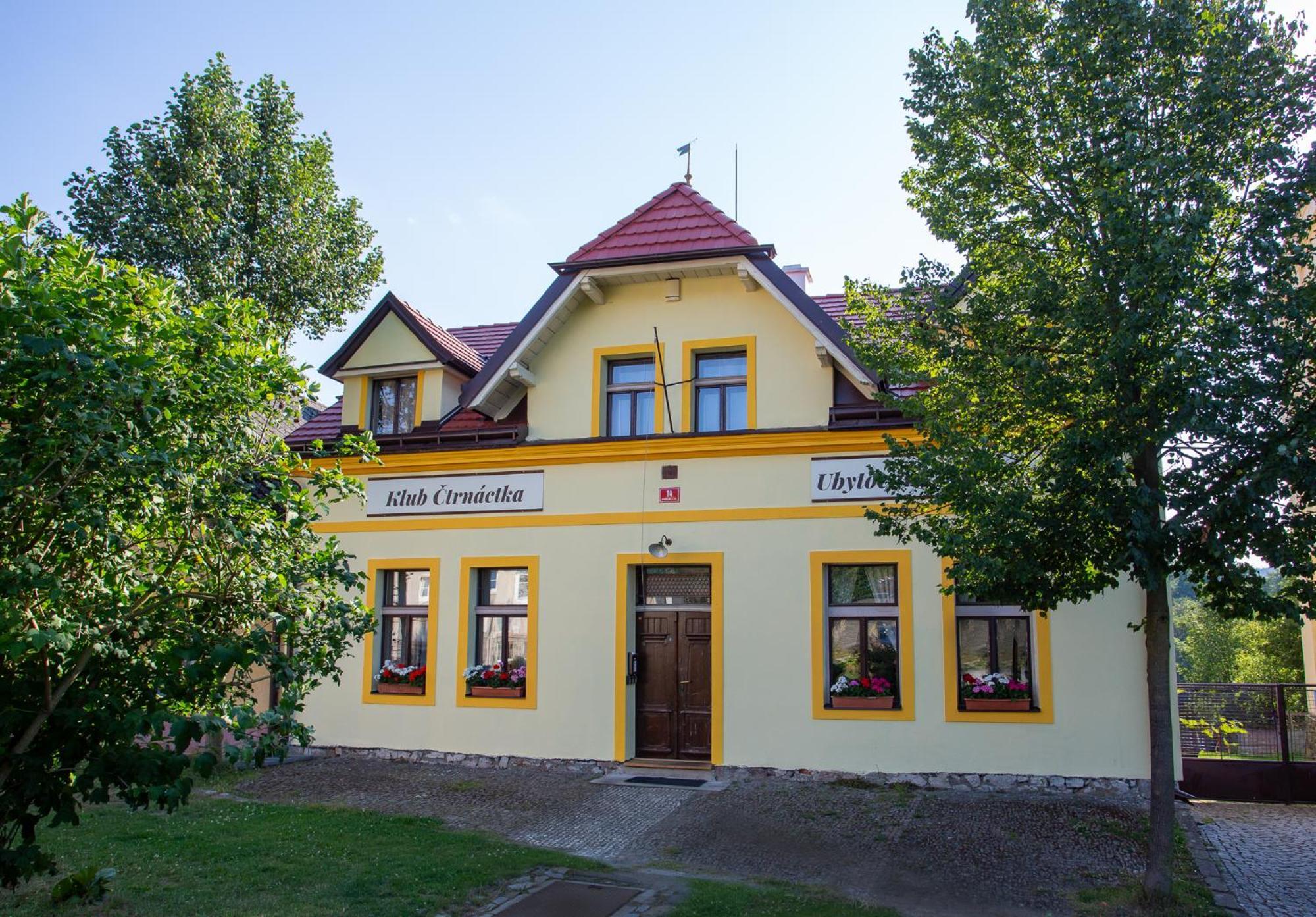 Penzion Ctrnactka Rataje nad Sázavou Zewnętrze zdjęcie
